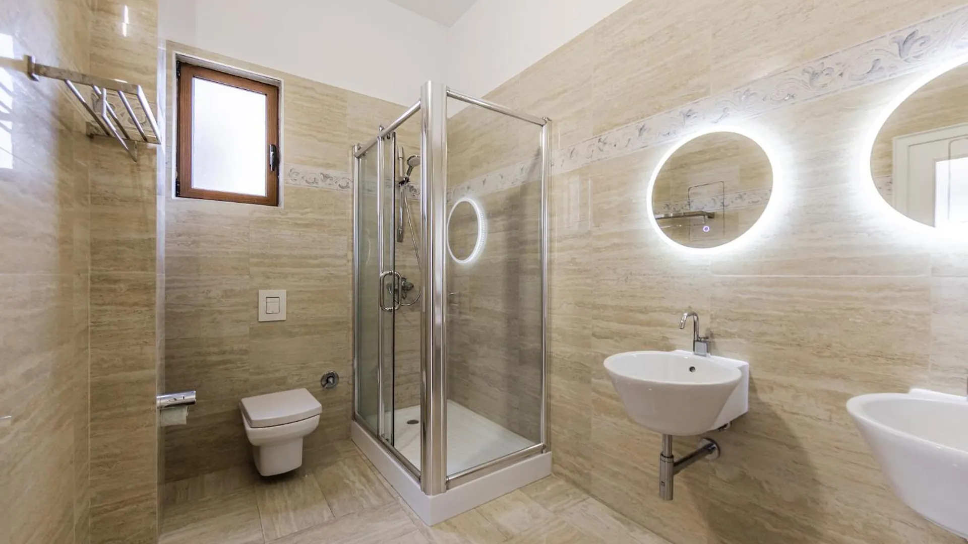 Antik Hotel Durrës